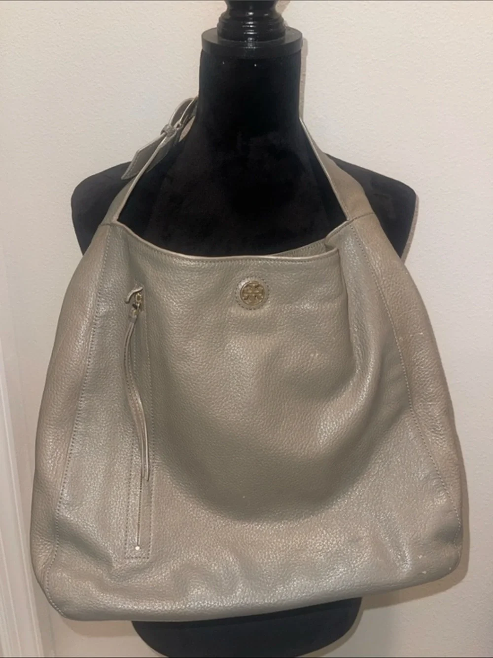 Tory Burch slouchy pebbled leather hobo bag as is